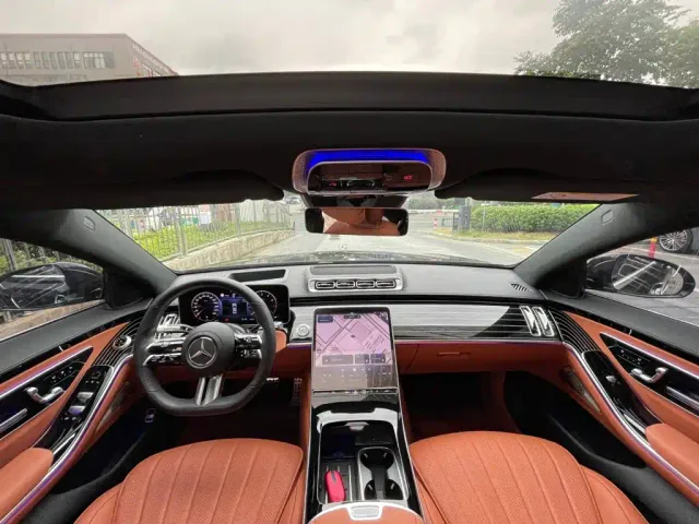 Mercedes-Benz S-Class — Фото автомобиля 17