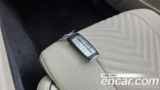 Genesis G80 Бензин 3.5 турбо AWD — Фото автомобиля 17