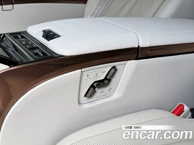 Lexus LM 2nd Gen — Фото автомобиля 10