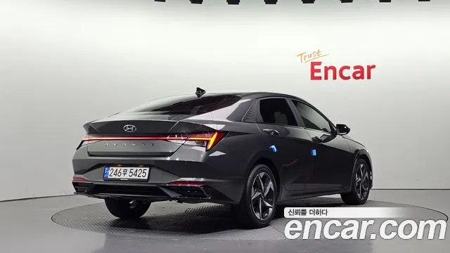 Hyundai Avante CN7 — Фото автомобиля 2