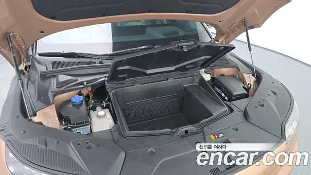 Genesis GV60 — Фото автомобиля 9