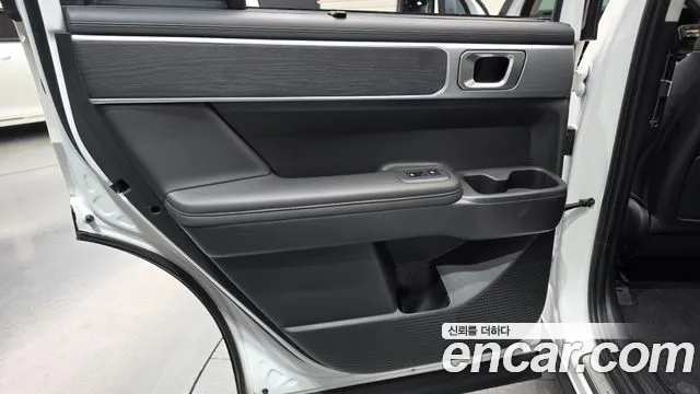 Hyundai Santa Fe — Фото автомобиля 14