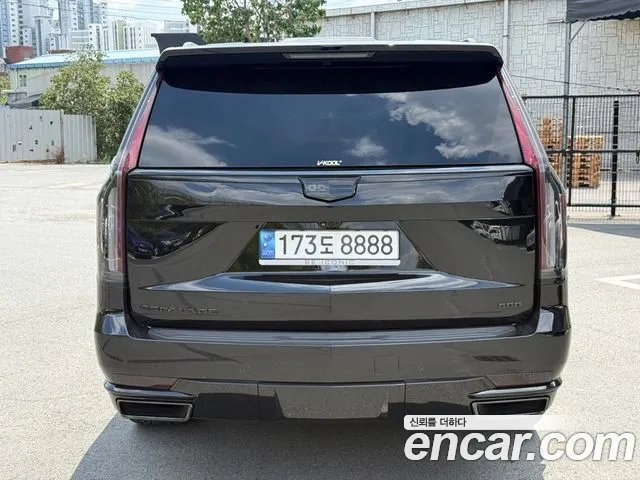 Cadillac Escalade Escalade 5 поколение — Фото автомобиля 5