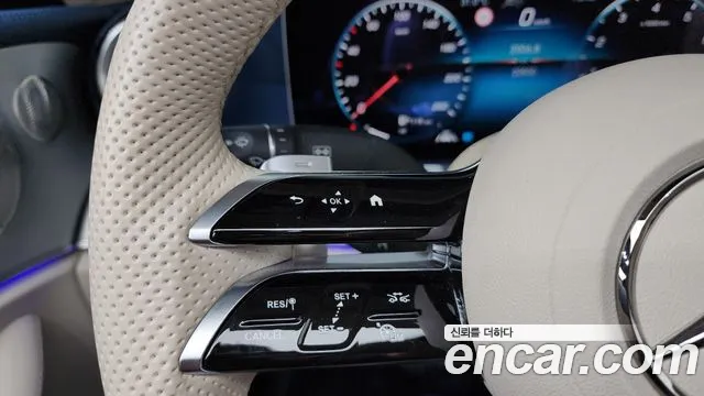Mercedes-Benz E-Class — Фото автомобиля 29