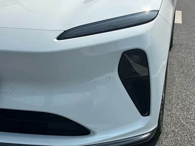 Nio ET5 Touring — Фото автомобиля 16