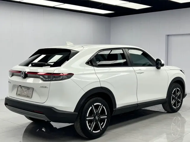 Honda Vezel 2023 1.5L CVT Elite Edition — Фото автомобиля 4