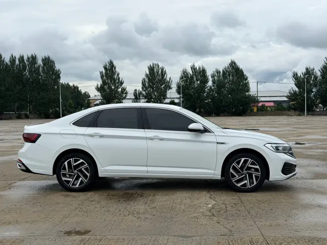 Volkswagen Sagitar — Фото автомобиля 4