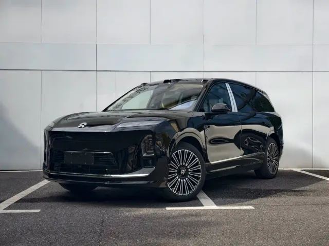 Фотография автомобиля — Nio ES8