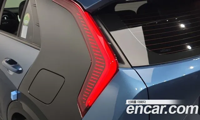Kia Niro The All New — Фото автомобиля 8