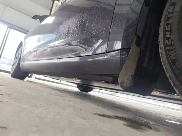 Tesla Model 3 — Фото автомобиля 20
