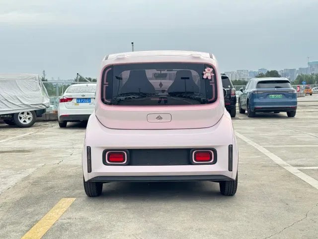 Baojun KiWi EV — Фото автомобиля 5