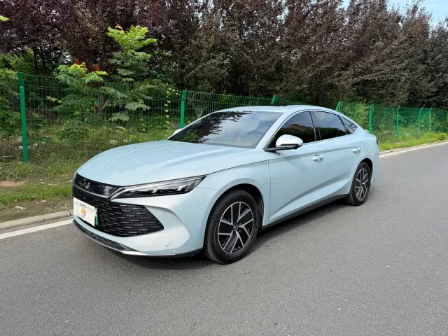 Фотография автомобиля — BYD Qin L