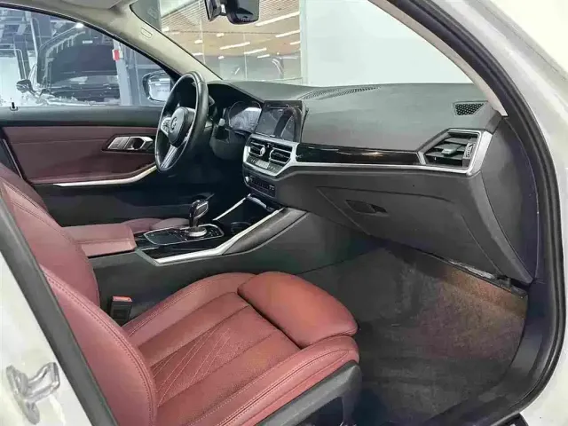 BMW BMW 3 Series 2022 320Li M Sport Package — Фото автомобиля 12