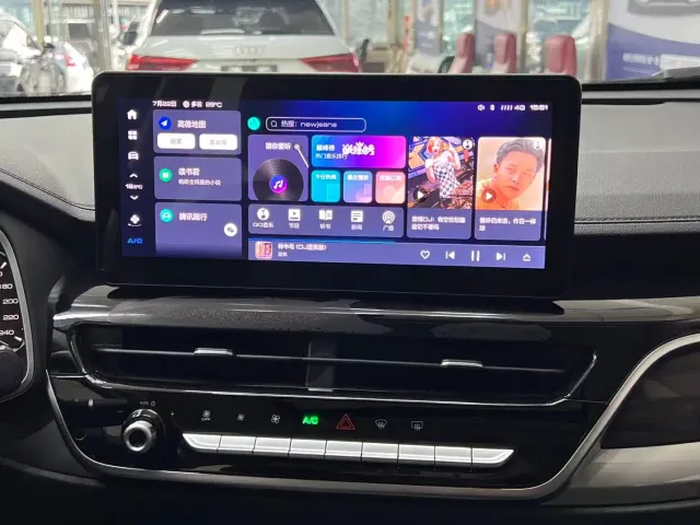 Haval H6 — Фото автомобиля 11