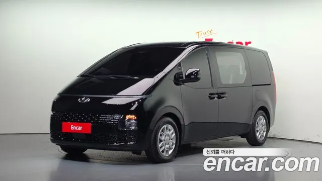 Фотография автомобиля — Hyundai Staria