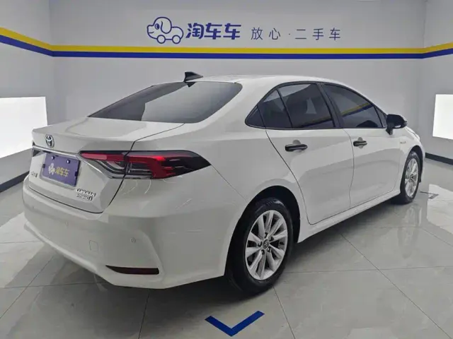 Toyota Corolla — Фото автомобиля 3