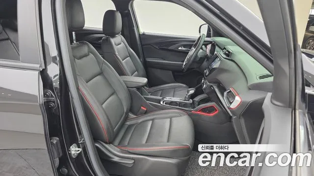 Chevrolet Trailblazer — Фото автомобиля 11