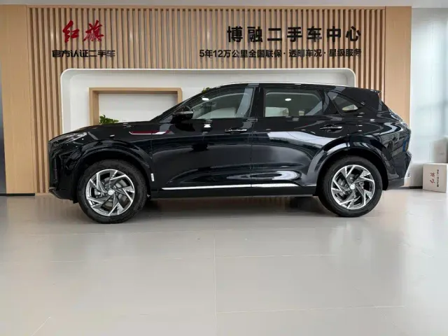 Hongqi HS3 PHEV — Фото автомобиля 2