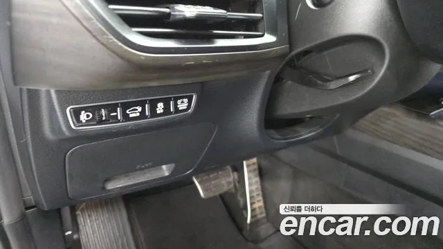 Kia K8 K8 Hybrid — Фото автомобиля 28