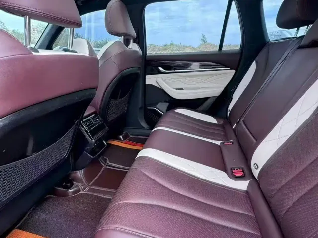 Geely Xingyue L — Фото автомобиля 6