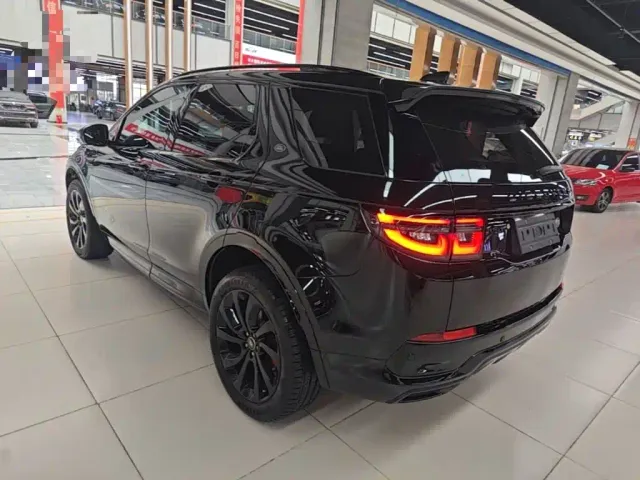 Land Rover Discovery Sport — Фото автомобиля 4