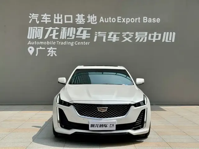 Cadillac CT5 — Фото автомобиля 2
