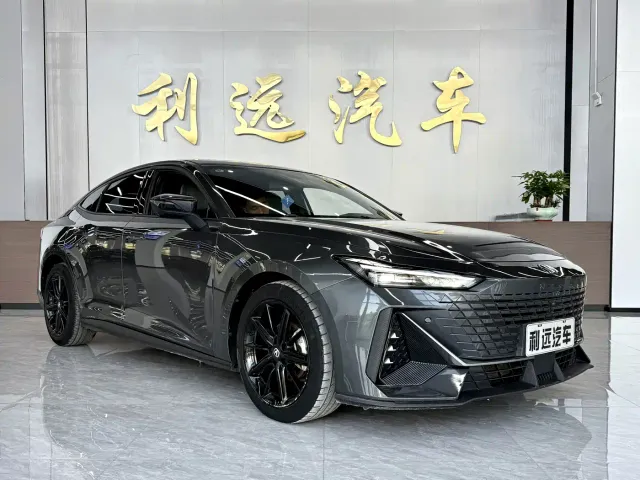 Changan UNI-V — Фото автомобиля 3
