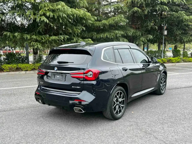 BMW X3 — Фото автомобиля 4