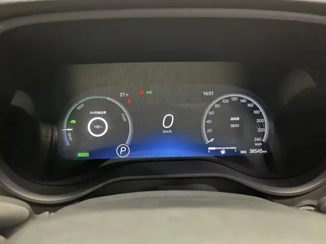 Toyota Granvia — Фото автомобиля 15
