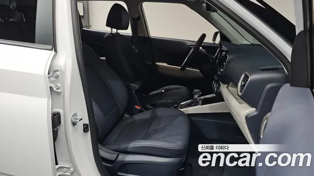 Hyundai Venue Venue 1.6 Premium — Фото автомобиля 24
