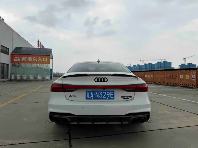 Audi A7L — Фото автомобиля 5