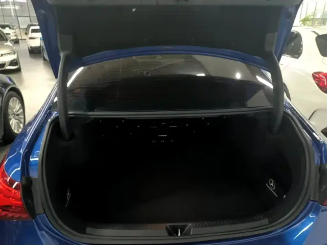 Mercedes-Benz A-Class — Фото автомобиля 18