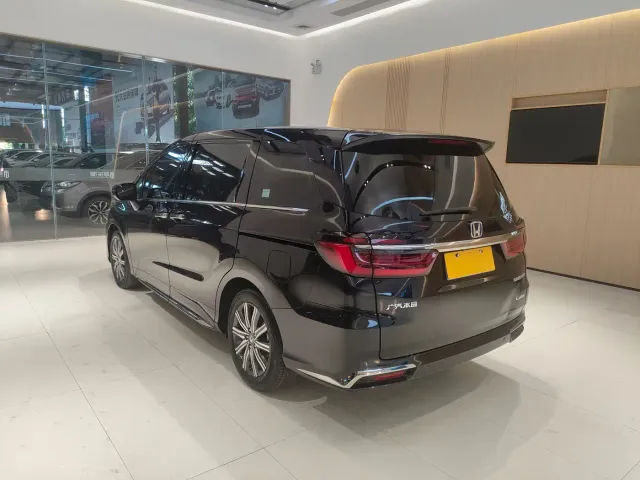 Honda Odyssey — Фото автомобиля 5