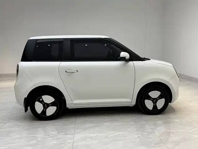 Changan Lumin — Фото автомобиля 3