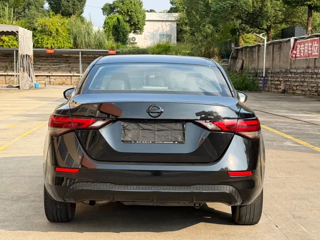 Nissan Sylphy — Фото автомобиля 10