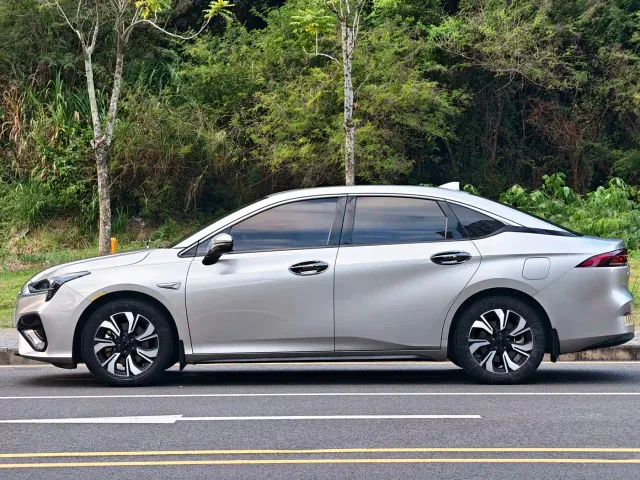 GAC Aion S — Фото автомобиля 4