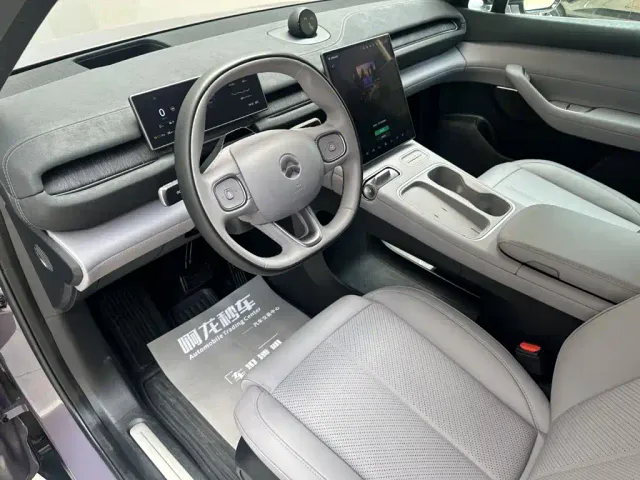 Nio EC6 — Фото автомобиля 8