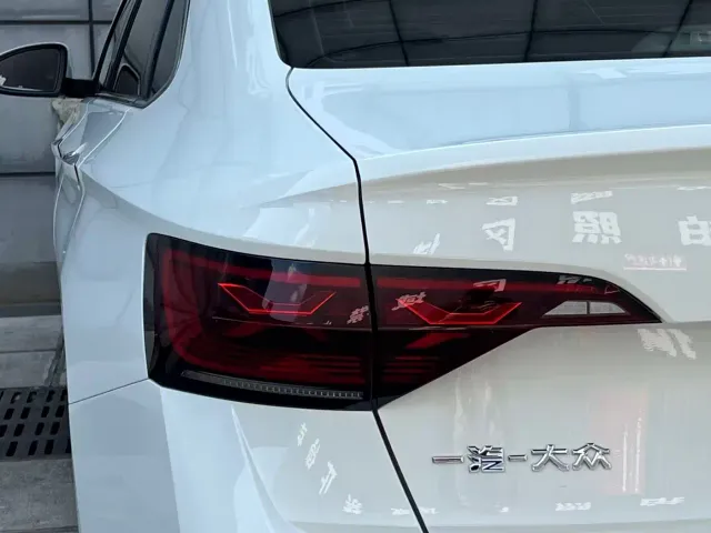 Volkswagen Sagitar — Фото автомобиля 14