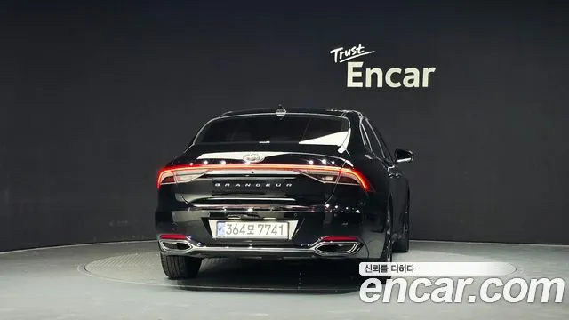 Hyundai Grandeur (New) Hybrid — Фото автомобиля 4