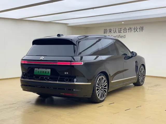 Nio ES8 — Фото автомобиля 5