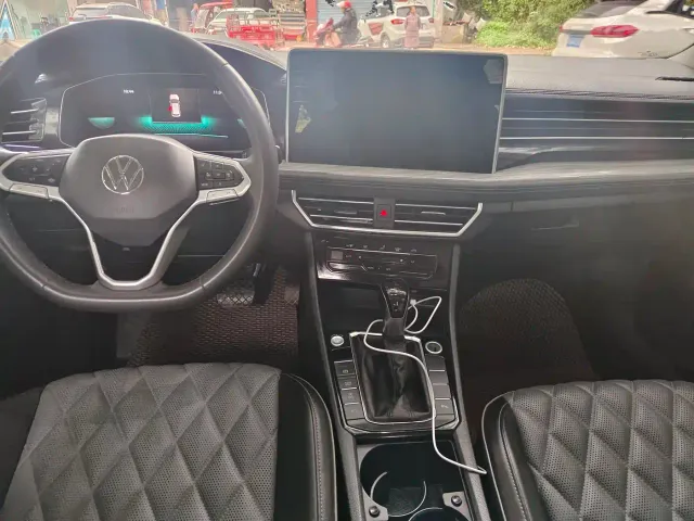 Volkswagen Sagitar — Фото автомобиля 9