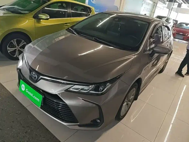 Фотография автомобиля — Toyota Corolla