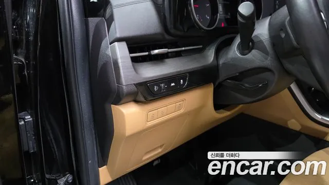 Kia Canival Carnival 4 поколение Дизель 9 мест Prestige — Фото автомобиля 18