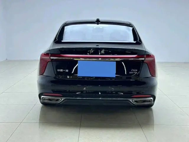 Hongqi H5 — Фото автомобиля 5