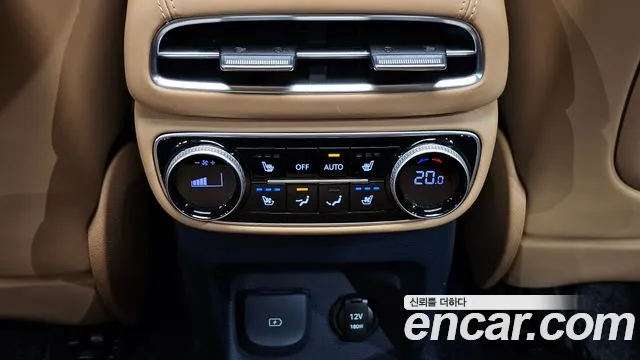 Genesis GV80 — Фото автомобиля 17