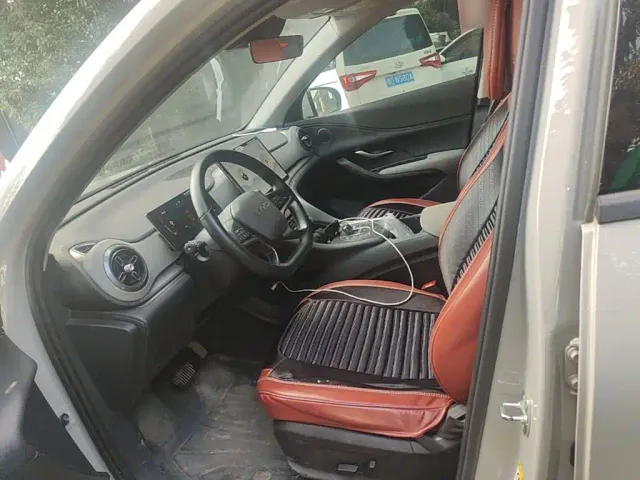 BYD Seal 05 DM-i — Фото автомобиля 14
