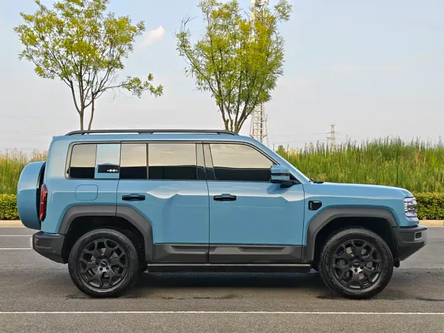 BYD FangChengBao Leopard 5 — Фото автомобиля 5