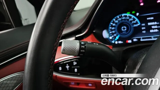 Genesis GV70 — Фото автомобиля 29