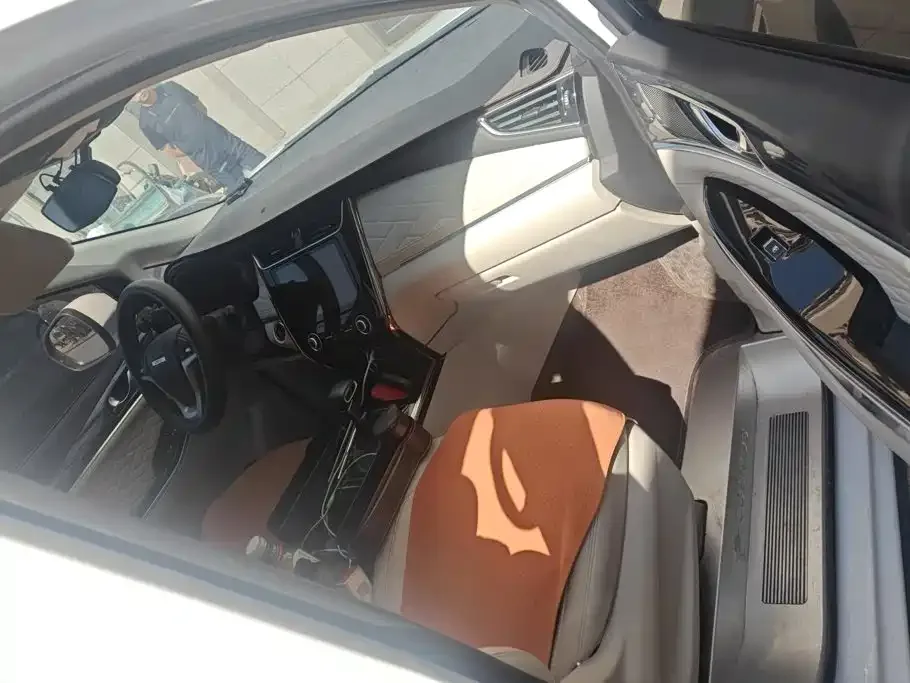 Changan Oshan Changan Oushang Kosai 2022 1.5T Automatic Business Edition — Фото автомобиля 8