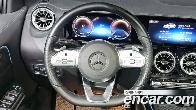 Mercedes-Benz EQA — Фото автомобиля 10
